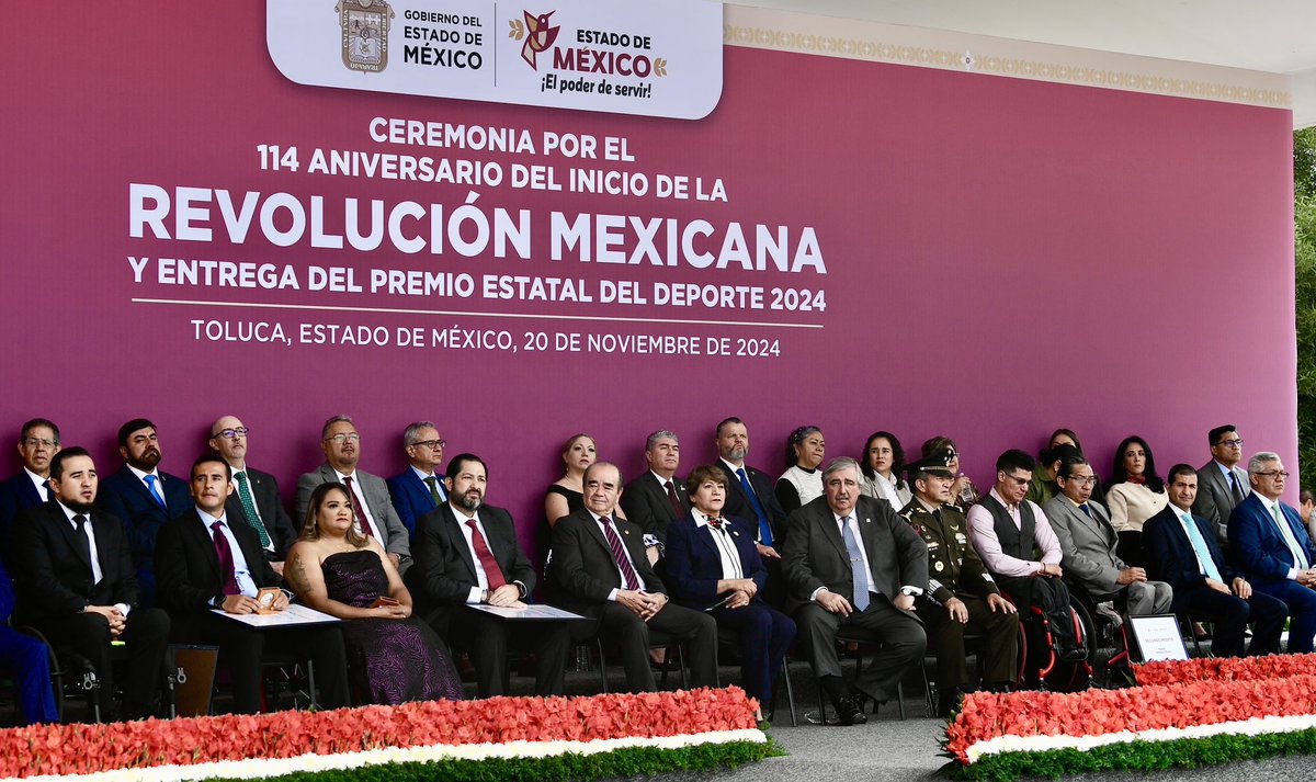 delfinagomeza's tweet photo. 🇲🇽 Hoy conmemoramos el 114 Aniversario del Inicio de la Revolución Mexicana, recordando el espíritu de lucha de quienes buscaron justicia, igualdad y libertad para nuestro país y lograr la transformación de la vida pública. 

En este acto, entregué el Premio Estatal del Deporte 2024 a los Paratletas Olímpicos Gloria Zarza Guadarrama y Juan Pablo Cervantes García, quienes con su dedicación y talento han puesto en alto a México y a nuestra entidad a nivel internacional. 🏅🏆

También recibieron este Premio los entrenadores Iván Rodríguez Luna y Martín Velasco Osorio, por su compromiso y labor incansable en la formación de atletas de excelencia, y la Asociación de Deportes sobre Silla de Ruedas del Estado de México, por su valiosa contribución al desarrollo del deporte adaptado en nuestro #EdoMéx. 🎖️

El Premio Estatal del Deporte simboliza un reconocimiento al esfuerzo, la perseverancia y el espíritu de superación de quienes lo reciben y es una manera de inspirar a las y los mexiquenses. Con #ElPoderDeServir, en el Gobierno del @Edomex trabajamos para fomentar el deporte, la salud y la convivencia social.