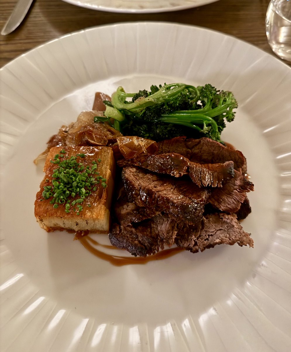 Yesterday we had a corned beef sandwich.
Today, Michelin Star dining.

We lead a varied life.