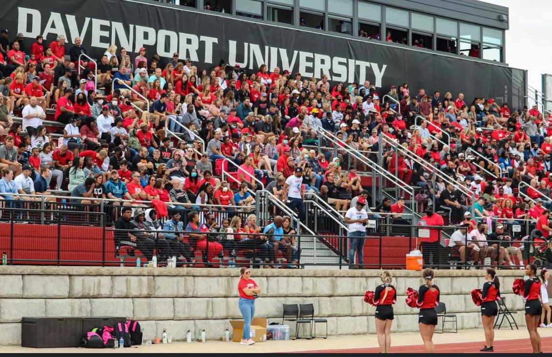 #AGTG After a great talk with <a href="/EstolaBart/">Bart Estola</a> I’m excited to announce I have received an offer from Davenport Football! <a href="/DU_Football/">Davenport Football</a> <a href="/CoachJGendron/">Jason Gendron</a> <a href="/GSDathletics/">Dan Kalbfleisch</a> <a href="/Rye_B_Thats_Me/">Ryan Buttson</a> <a href="/CoachSweany/">Marauder Strength</a> <a href="/coachsikora/">Kent Sikora</a>