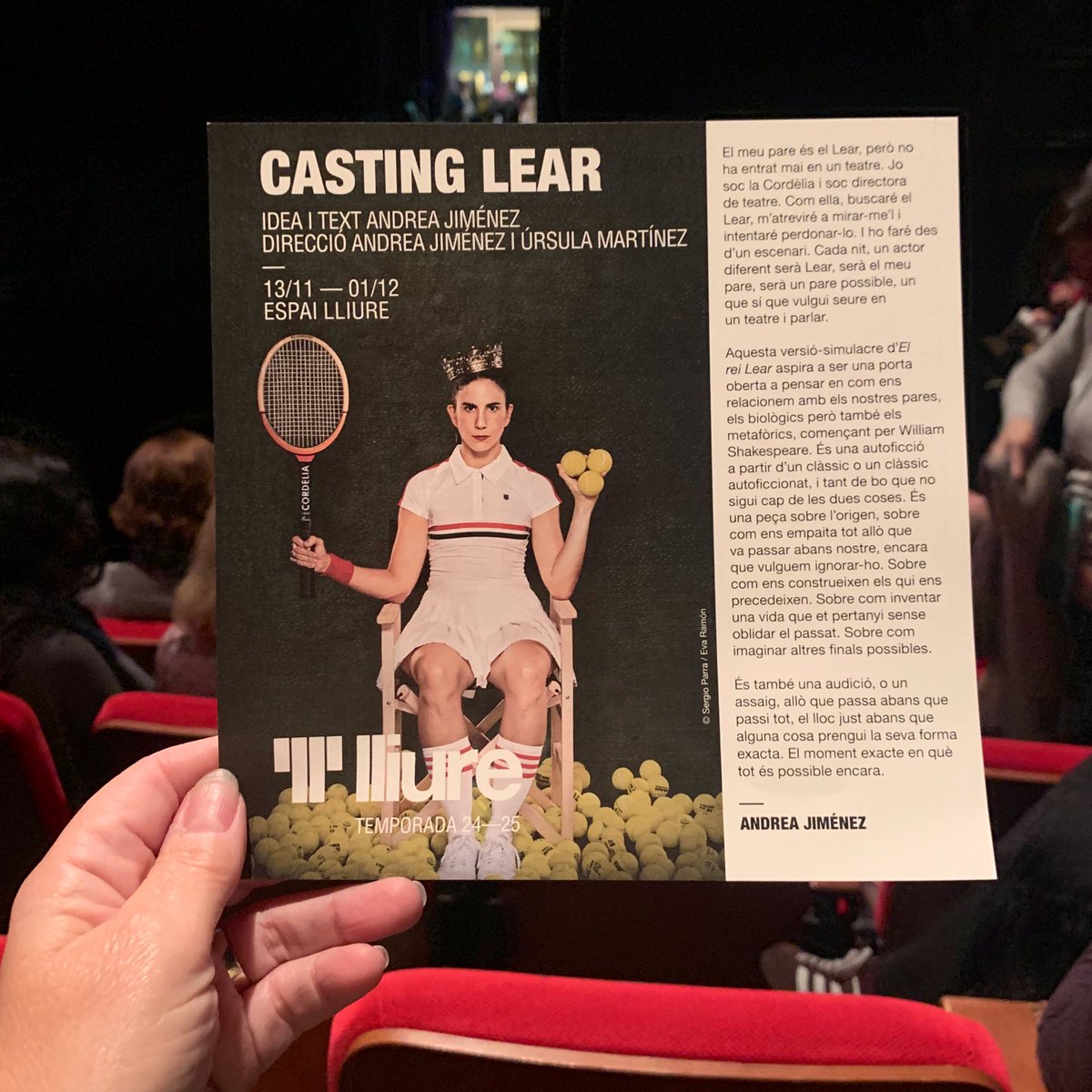 romi_bcn's tweet photo. “Càsting Lear” d’ Andrea Jiménez a l’Espai Lliure. Fantàstica obra, molt original i dura. Et fa pensar i valorar molts aspectes.
Cada dia l’actor és diferent i no sap res del text ni el que haurà de fer.
Avui ha estat en Pep Molina, magnífic.
@teatrelliure
#castinglear https://t.co/7iZg7yvFpC