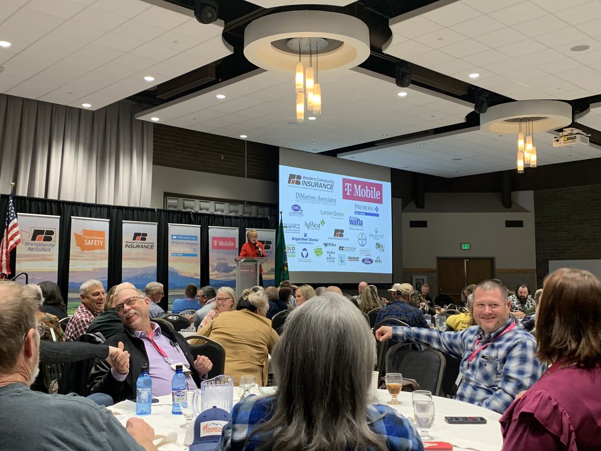 PNWAgNetwork's tweet image. Day 2 of the Washington Farm Bureau’s 2024 Annual Meeting is taking place in Wenatchee.  It’s great to see so many producers from each corner of the state.

#WAAgriculture #wenatchee #WSFB #aglife @WAFarmBureau