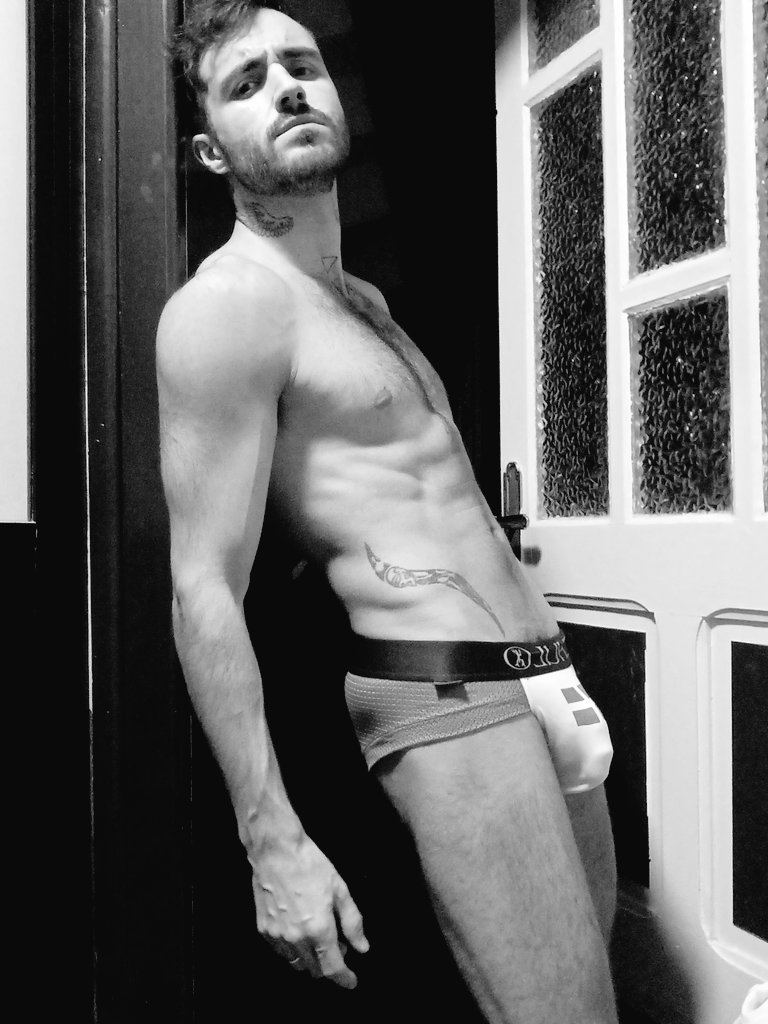 calvinmodeloff's tweet photo. New post onlyfan !!
https://t.co/cJ5RUvyu2W https://t.co/F5wtUvGsmF
