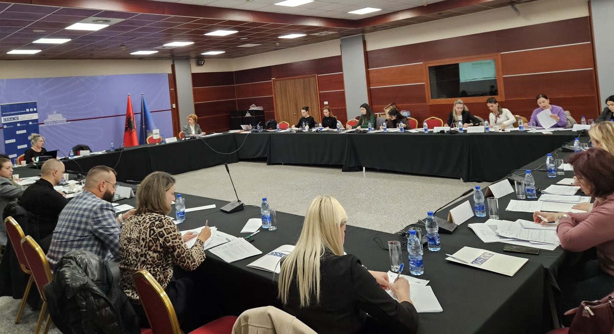OSCEinAlbania's tweet image. Together with @DrejtesiaGovAL we concluded today a two-day training for monitoring and reporting on the implementation of the Intersectoral #Strategy for the #Protection of #CrimeVictims 2024-2030. @OSCEinAlbania supports the implementation of the Strategy.