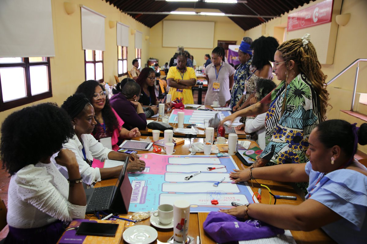Avanza en <a href="/CFCECartagena/">CFCE Cartagena</a>  la fase presencial de AMÉFRICA: Laboratorio Innovación Política de y para Mujeres Afrodescendientes de América Latina y el Caribe con 41 participantes. <a href="/AmigosUnesco/">Corporación Amigos Unesco</a> <a href="/AECID_es/">AECID</a> <a href="/extituto/">Extituto de Política Abierta</a> <a href="/InstitutoUpdate/">Instituto Update</a> <a href="/RedInnovaPol/">Red de Innovación Política</a> <a href="/FeelingMetodo/">Feeling</a>
