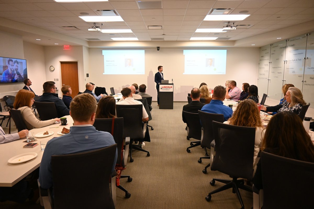 LincolnChamber's tweet image. Thank you to all who joined our final Business Toolbox! 🎉 Special thanks to Matt Lanik (@JournalStarNews), Molly Coke (@Firespring), and Kevin Buglewicz (@bcom_solutions) for sharing their expertise on digital marketing insights. More Chamber events 👉 lcoc.com/events