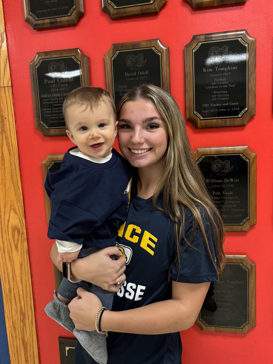 MathwithMarsden's tweet image. Incredibly proud of our girl @JorjaTompuri💙💛 Logan and I can’t wait to watch you continue your lacrosse career🥍