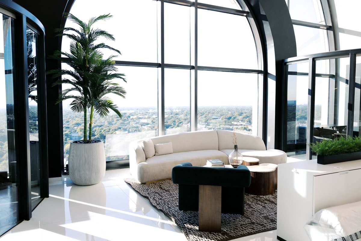 LucidOffices's tweet photo. Did you think the initial renderings of our new Northpark / Central Expressway location looked too good to be true?

Well, we'll let you be the judge.

Want to improve your relationship with work? Work out of one of our offices or coworking areas today: https://t.co/Awdv8zbEXv https://t.co/gRf2kqalOZ