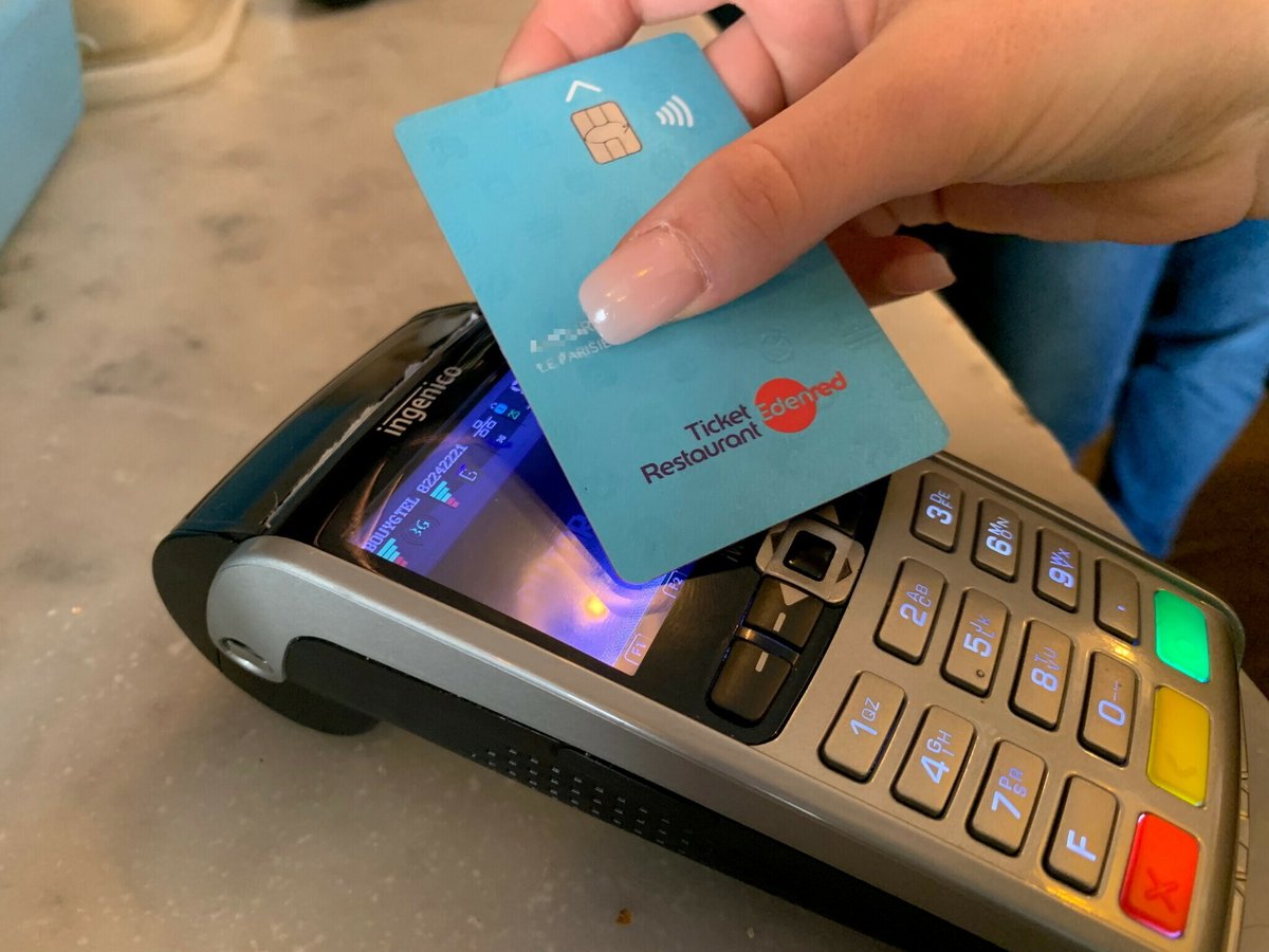 le_Parisien's tweet photo. Titres-restaurant : les députés votent la prolongation de leur utilisation dans la grande distribution pour deux ans de plus

➡️ https://t.co/2H71auzklq https://t.co/oItNQIBS4M