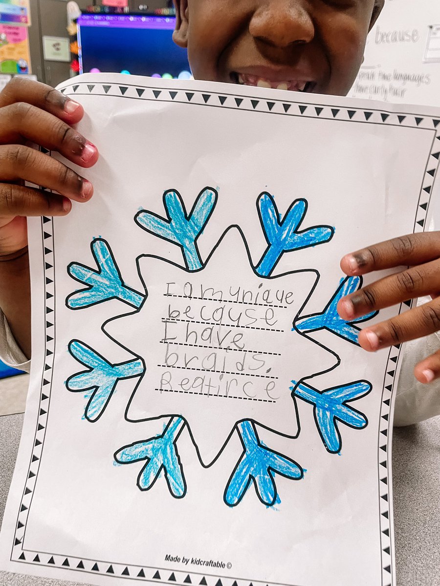 kayleesweatt's tweet photo. We are like a snowflake; each one of us unique in our own way. ❄️ https://t.co/Ps0T4xI7DS