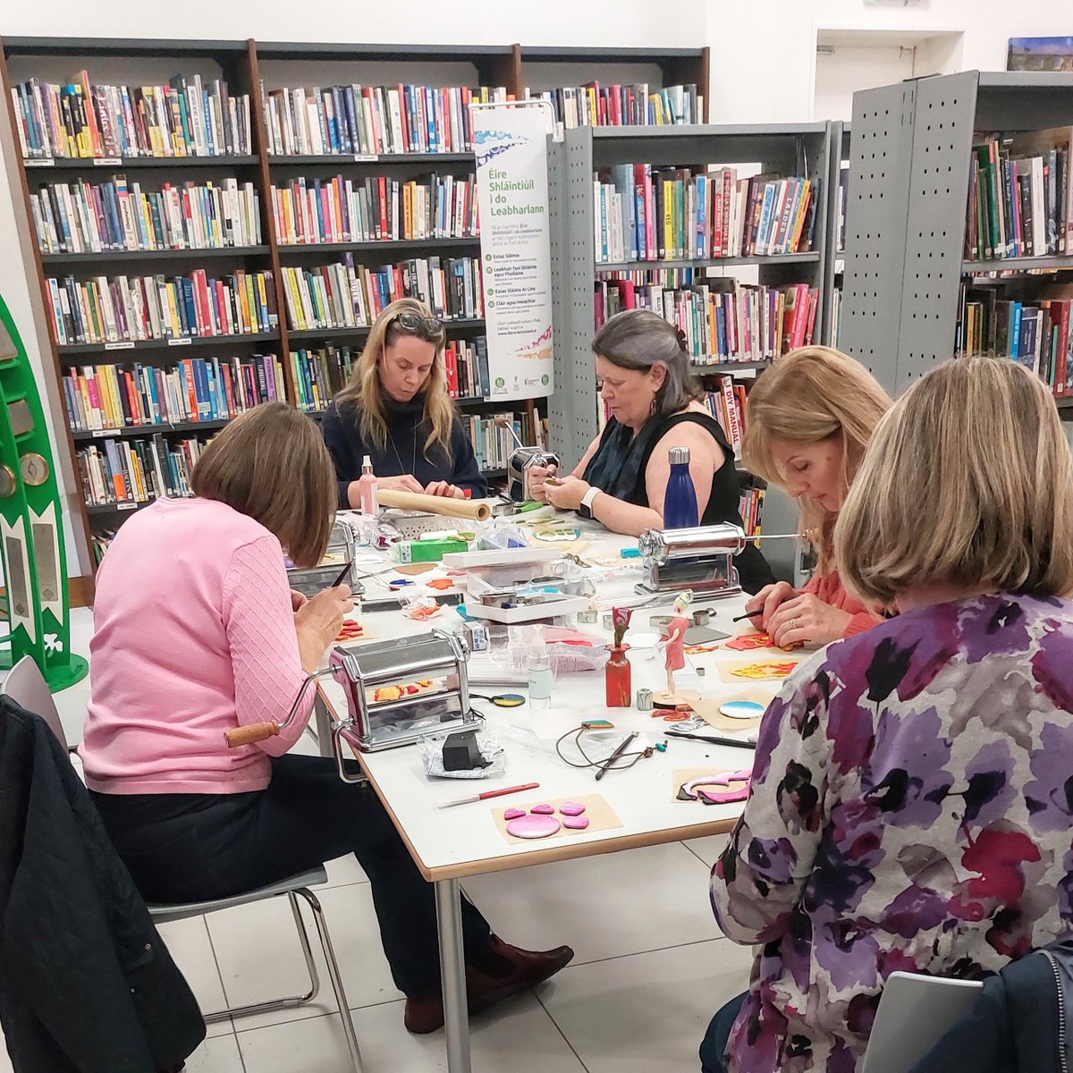 ValgStudio's tweet image. The power of curiosity, connecting with others and sharing ideas. Imagination for Opportunity Irish Design Week @DCCIreland
It&apos;s incredible to have IrishDesignWeek event in our rural town.
Thanks to John &amp;amp; team at Tullow @CarlowLibraries  for the warmest welcome. #irishdesignweek