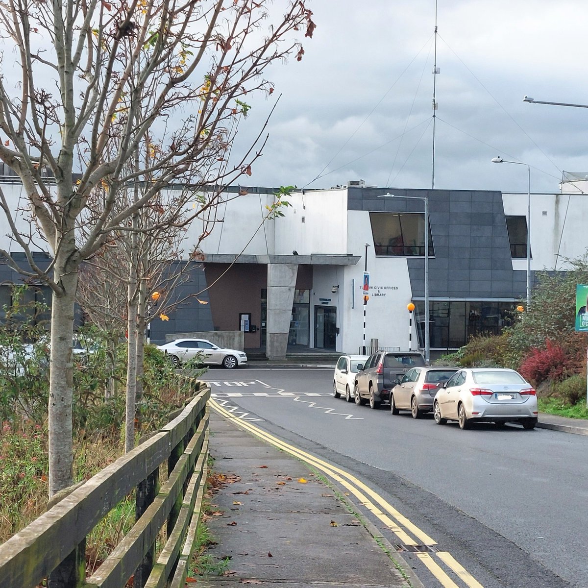 ValgStudio's tweet image. The power of curiosity, connecting with others and sharing ideas. Imagination for Opportunity Irish Design Week @DCCIreland
It&apos;s incredible to have IrishDesignWeek event in our rural town.
Thanks to John &amp;amp; team at Tullow @CarlowLibraries  for the warmest welcome. #irishdesignweek