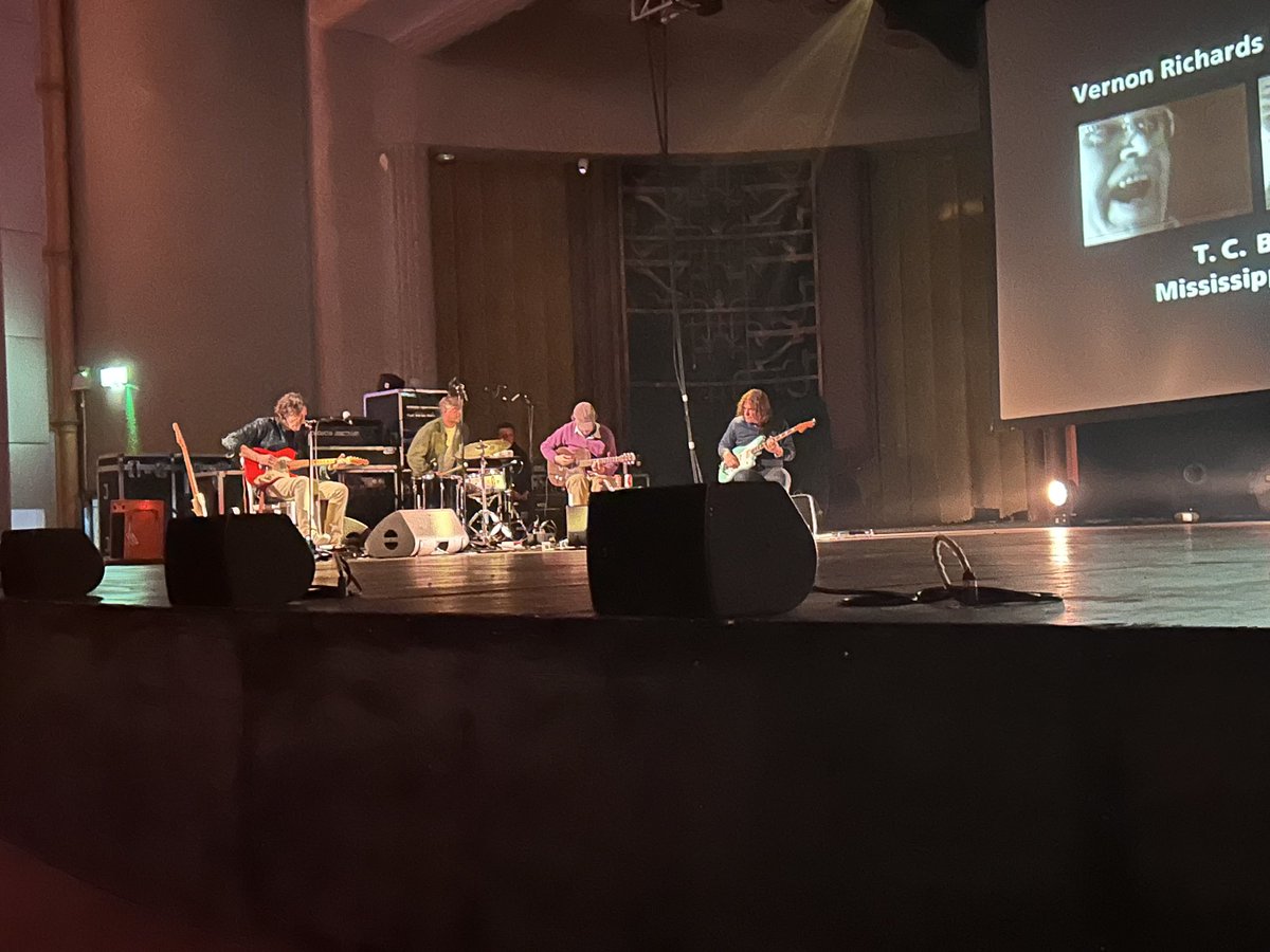 Liz Buckley tweet media