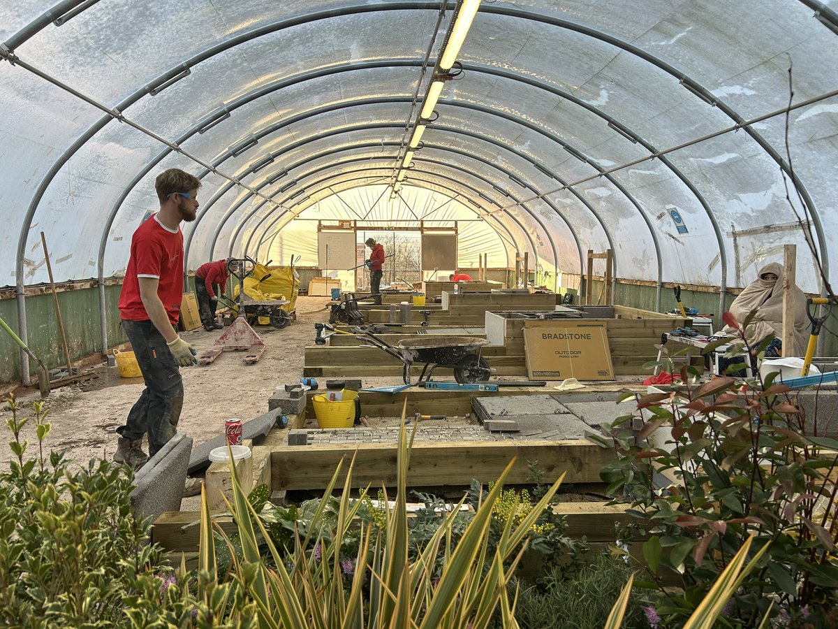 CollegesScot's tweet photo. We are delighted to be in Manchester for #WSUKFinals2024 supporting Scotland’s competitors. We were at @OldhamCollege this afternoon following a range of competitions including Landscaping, Electrical Installation, Digital Construction and Refrigeration &amp; Air Conditioning. https://t.co/RqtoWFwyjn