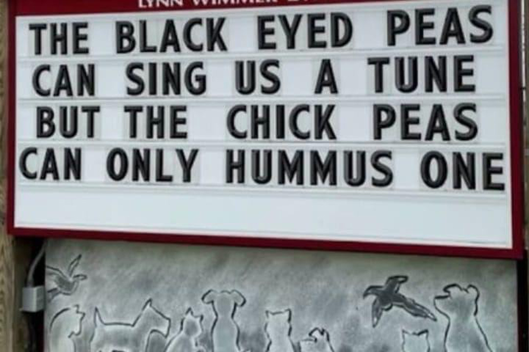 signaramaEDM's tweet image. 😂🤣😂🤣 #wackywednesday #funnysigns #signfails #yegsignshop