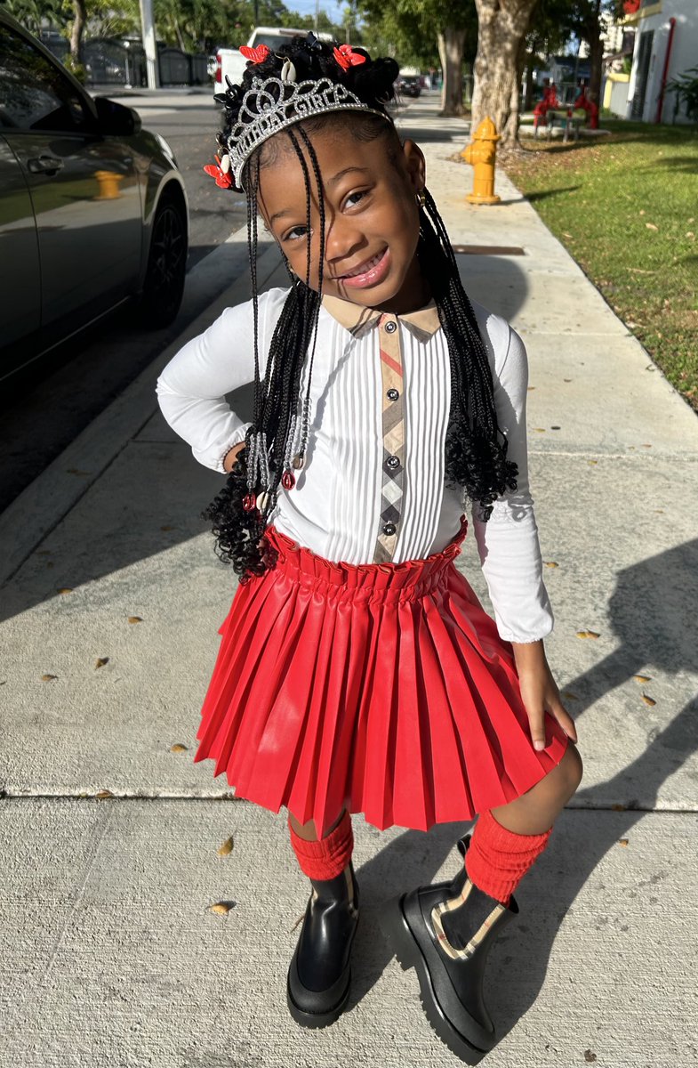 flippa1900's tweet photo. Happy birthday daddy princess https://t.co/f3NS4Vb1lG