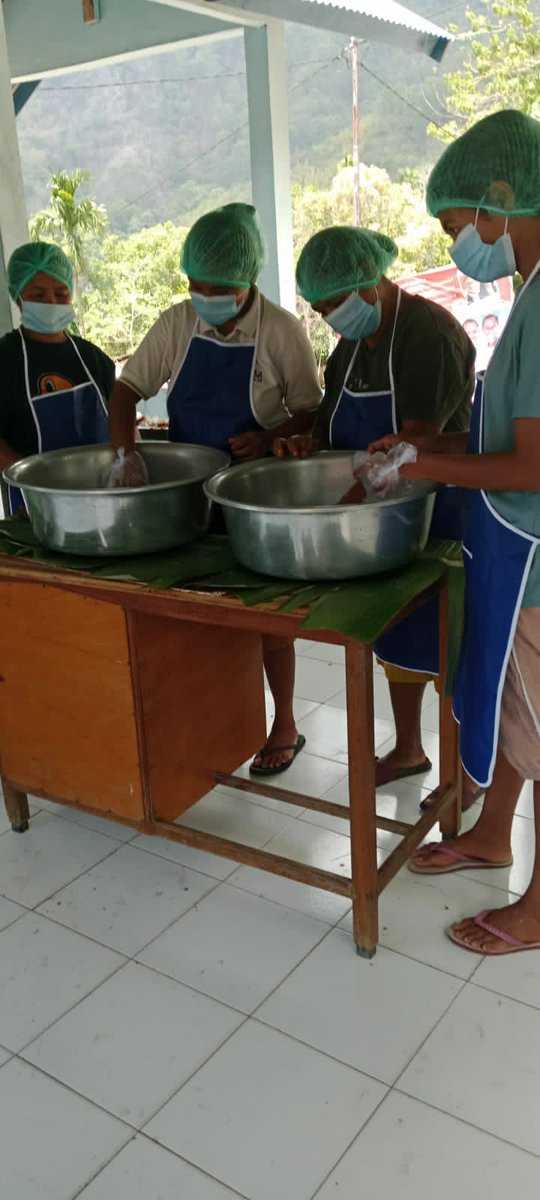 MaxieNinef's tweet photo. Minggu (10/11), Maxianus C. H. Ninef, Luhkan Kab. Lembata, di POKLAHSAR Kreasi Bunda , Desa Nogodoni, Kec. Atadei, Produksi Stik Ikan Nila, Sebanyak 2 Kg, harga jual Rp. 10000/100 gr   #GiatLuhkanSatminkalGONDOL 
#luhlapor 
#Produksi 
#lembata https://t.co/6XmdgFAjLo