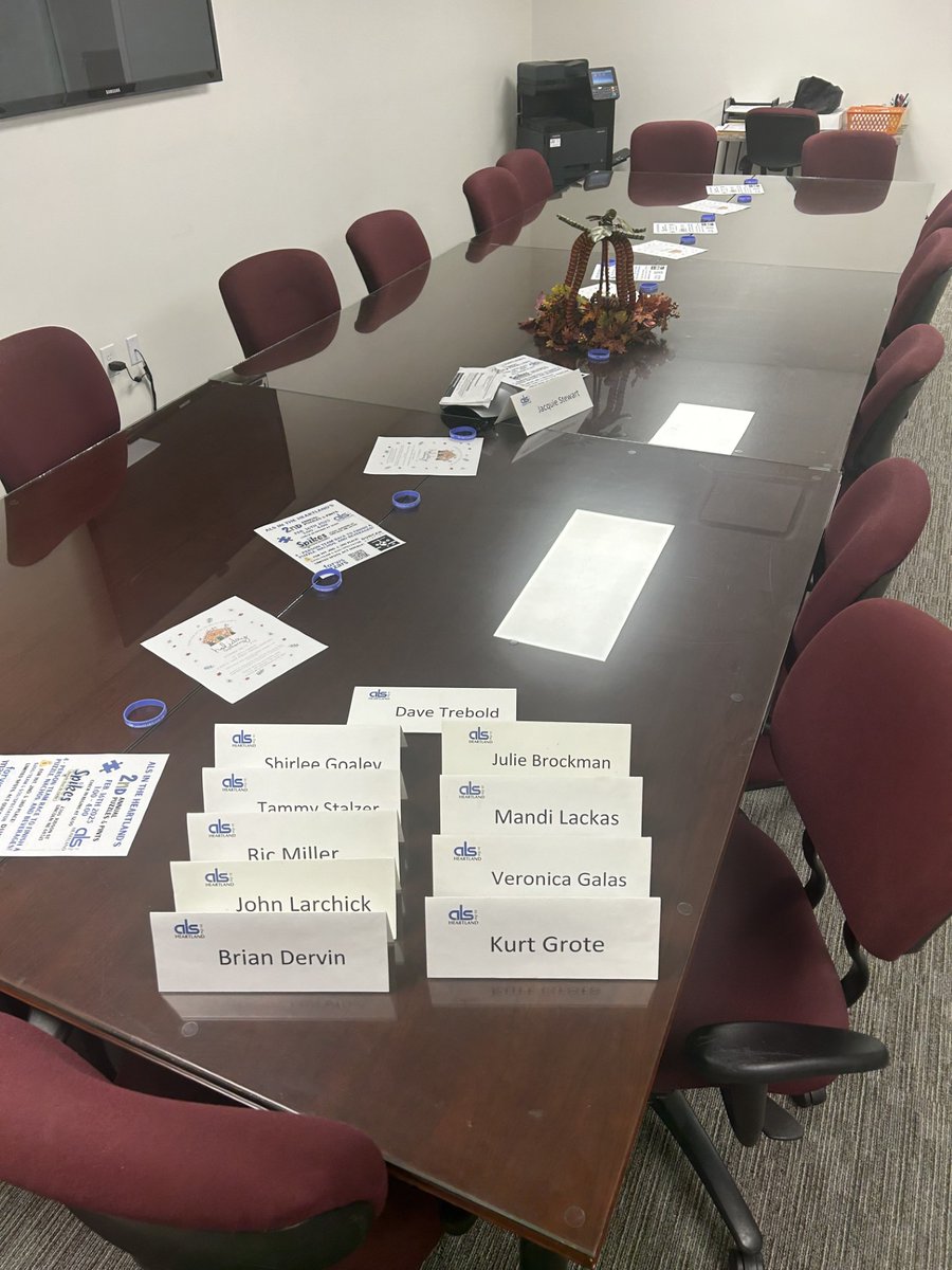 The stage was prepared for our Board of Directors meeting last night. We are immensely grateful for this remarkable group of volunteers who dedicate themselves fully to the mission of ALS in the Heartland.