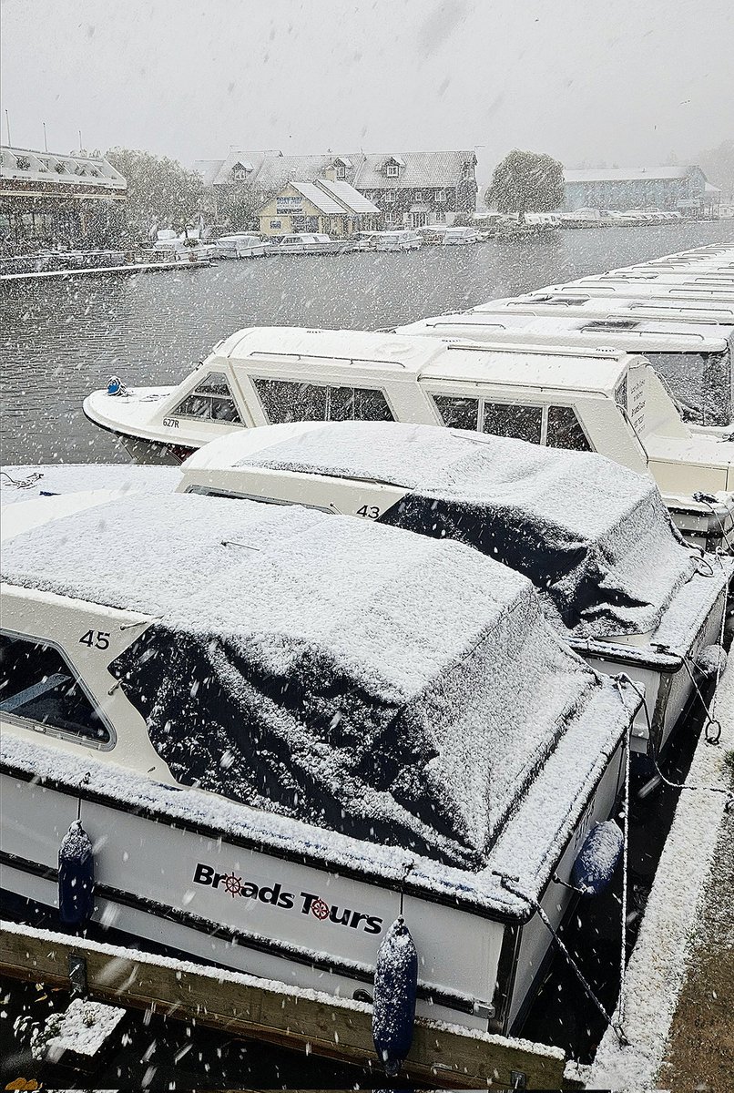 Brrrrr!!!! Wroxham today #norfolkbroads #Wroxham #snow