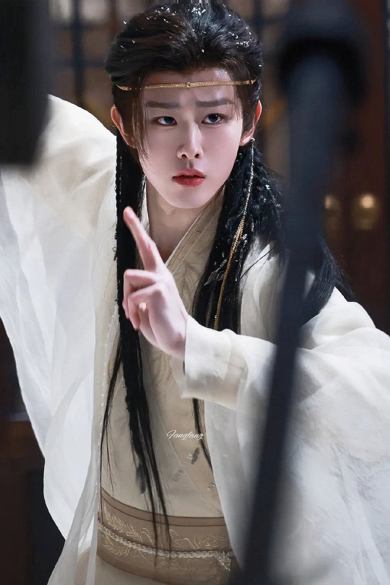 jinnychs's tweet photo. สลิ่ม #โหวเถียน ลุกขึ้นมาเลย เสียงของเรามีค่า! มันกลมกล่อมมาก ลองเปิดใจชิมกันหรือยัง https://t.co/m8RsDWQloI