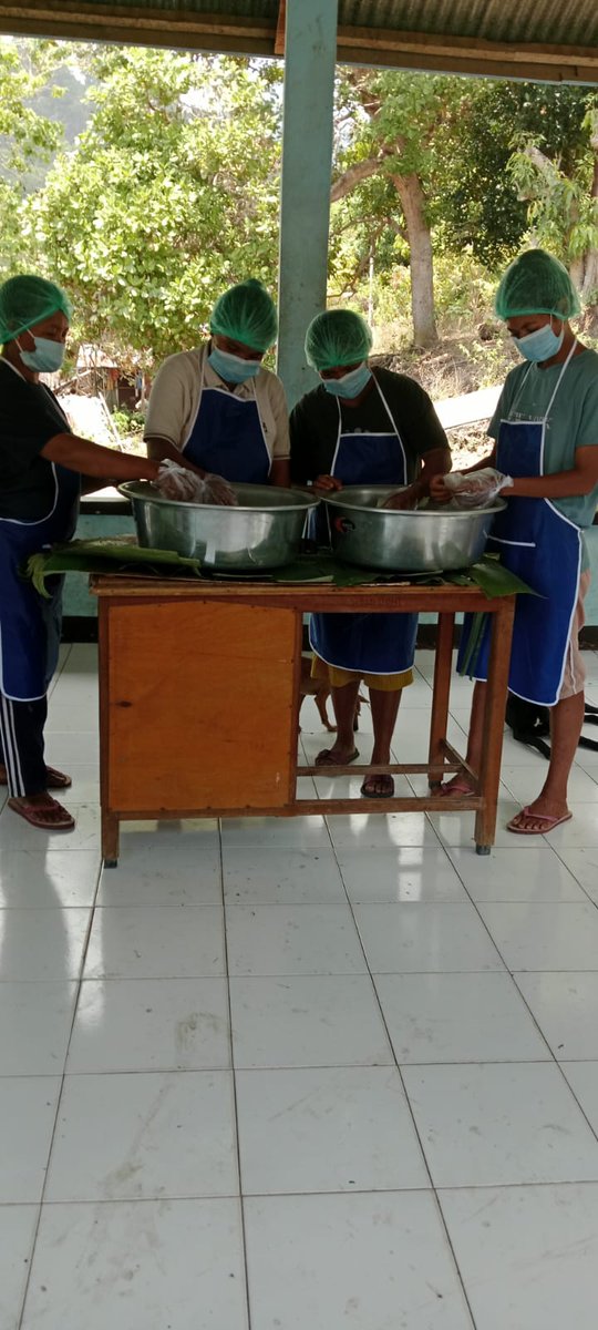 MaxieNinef's tweet photo. Minggu (10/11), Maxianus C. H. Ninef, Luhkan Kab. Lembata, di POKLAHSAR Kreasi Bunda , Desa Nogodoni, Kec. Atadei, Produksi Crispy Kulit Ikan Nila, Sebanyak 2 Kg, harga jual Rp. 10000/100 gr   #GiatLuhkanSatminkalGONDOL
#luhlapor
#Produksi
#lembata https://t.co/pf5AKL9b4k