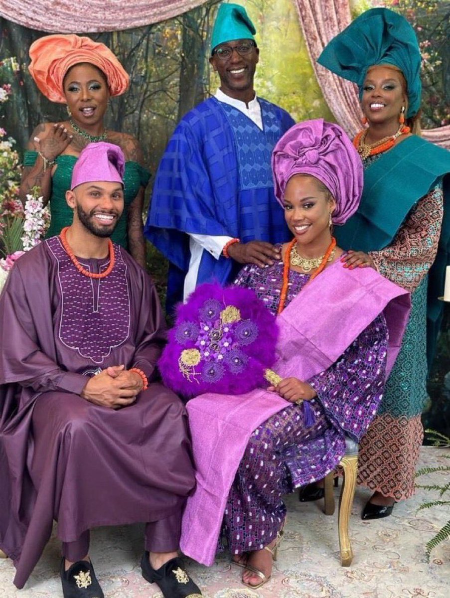 Lifeofnez1's tweet image. One will think that they are all Nigerians seeing them in their respective attire but they are NOT Innocent 🤧😭👇🏻 #bist100 #freeaoko