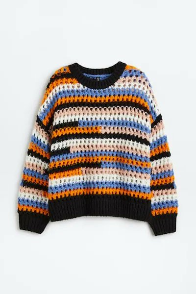 I just received Hole-knit Sweater from sani via Throne. Thank you! throne.com/nightgoddess #Wishlist #Throne