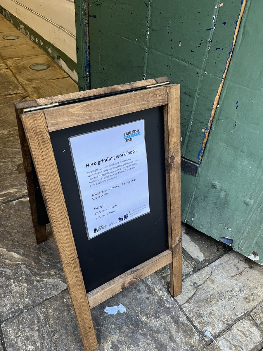 Fab day at the Conscious Sleep Day <a href="/UniofOxford/">University of Oxford</a> for <a href="/SleepingWell4/">Sleeping Well in the Early Modern World</a> with <a href="/hrfletcher_/">Dr Holly Fletcher</a> and Prof. Sally Shuttleworth. Creating early modern sleep remedies amid a fascinating day of sleep history, sleep science, and sleep and dreams in literature, poetry, and performance