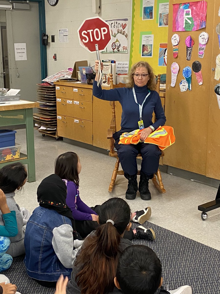 Gr3s had a special visitor in class today - our crossing guard Ms. Gilberte R! A friendly and welcoming face in our school community, the students asked questions about her job and learned about her personally. 🐈‍⬛ Thanks to Humber College ECE student J for arranging the visit! 😊