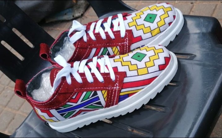 IBUTHOsneakers's tweet image. 🔥🔥🔥🔥🔥🔥🔥🔥🔥🔥🔥🔥🔥🔥

IBUTHO SNEAKERS 👟 

We manufacture genuine leather sneakers 
We courier Nationwide 🚚
Delivery in 3-5 days🔥

For Orders: 072 582 3636

#SuccessIsAScience | #WeDoMoreWednesday  | Bafana Bafana  | #BizQuiz  |  Market Opportunity