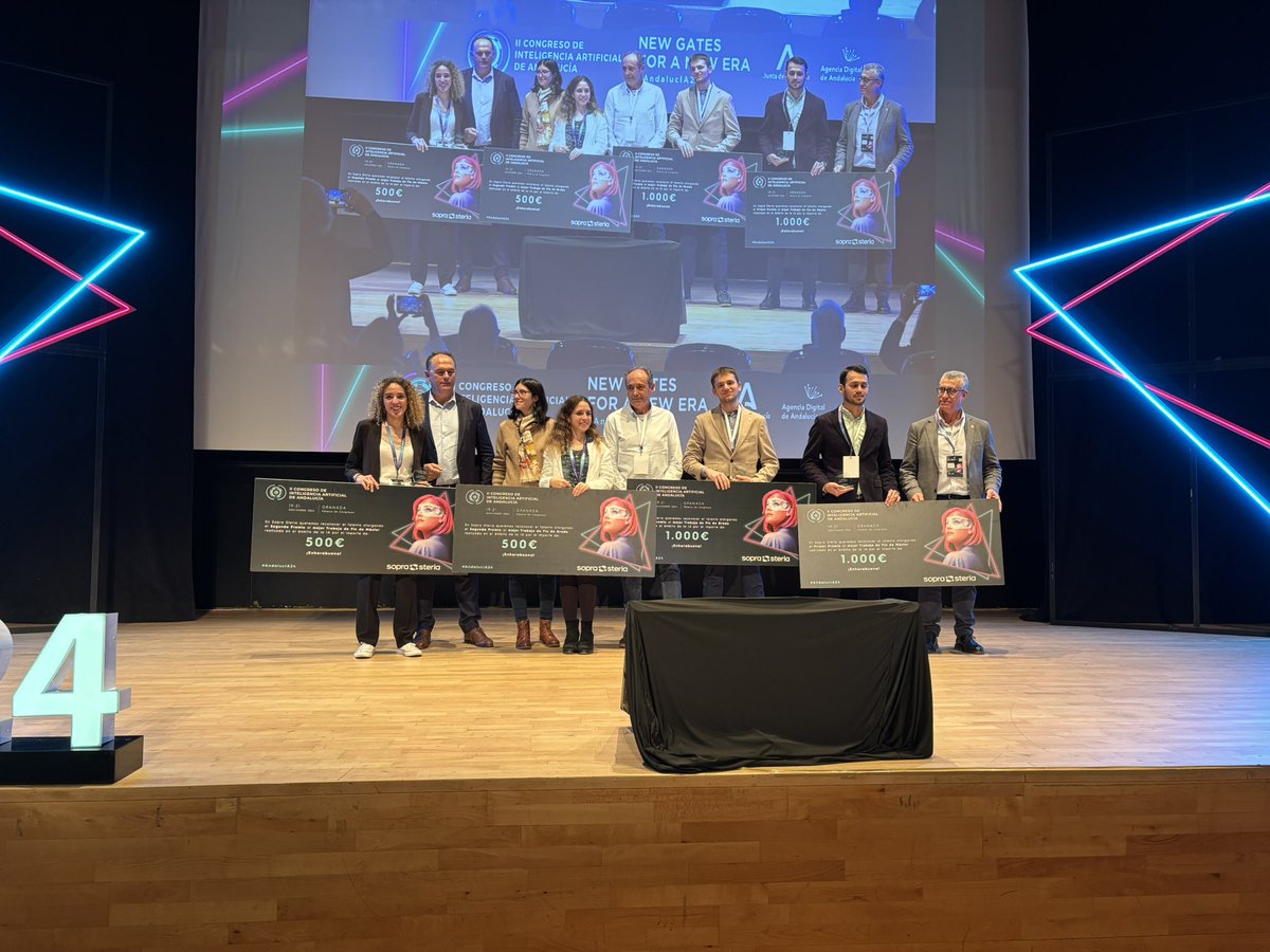 🎉🥳Enhorabuena @EstrellVR15 por este merecido premio a los mejores TFMs de #Andalucía, muy orgullosa de tu trabajo y también de haberlo codirigido junto con @amontejoraez 😊<a href="/SopraSteria_ES/">Sopra Steria España</a> <a href="/ujaen/">Universidad de Jaén</a> <a href="/epsjaen/">EPSJ</a> <a href="/AgenciaDigAnd/">Agencia Digital de Andalucía</a> <a href="/NLP_SINAI/">NLP_SINAI</a>