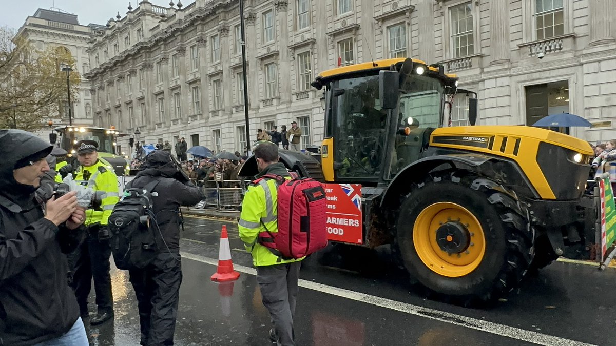 Andrew Ward 🇬🇧🚜 tweet media