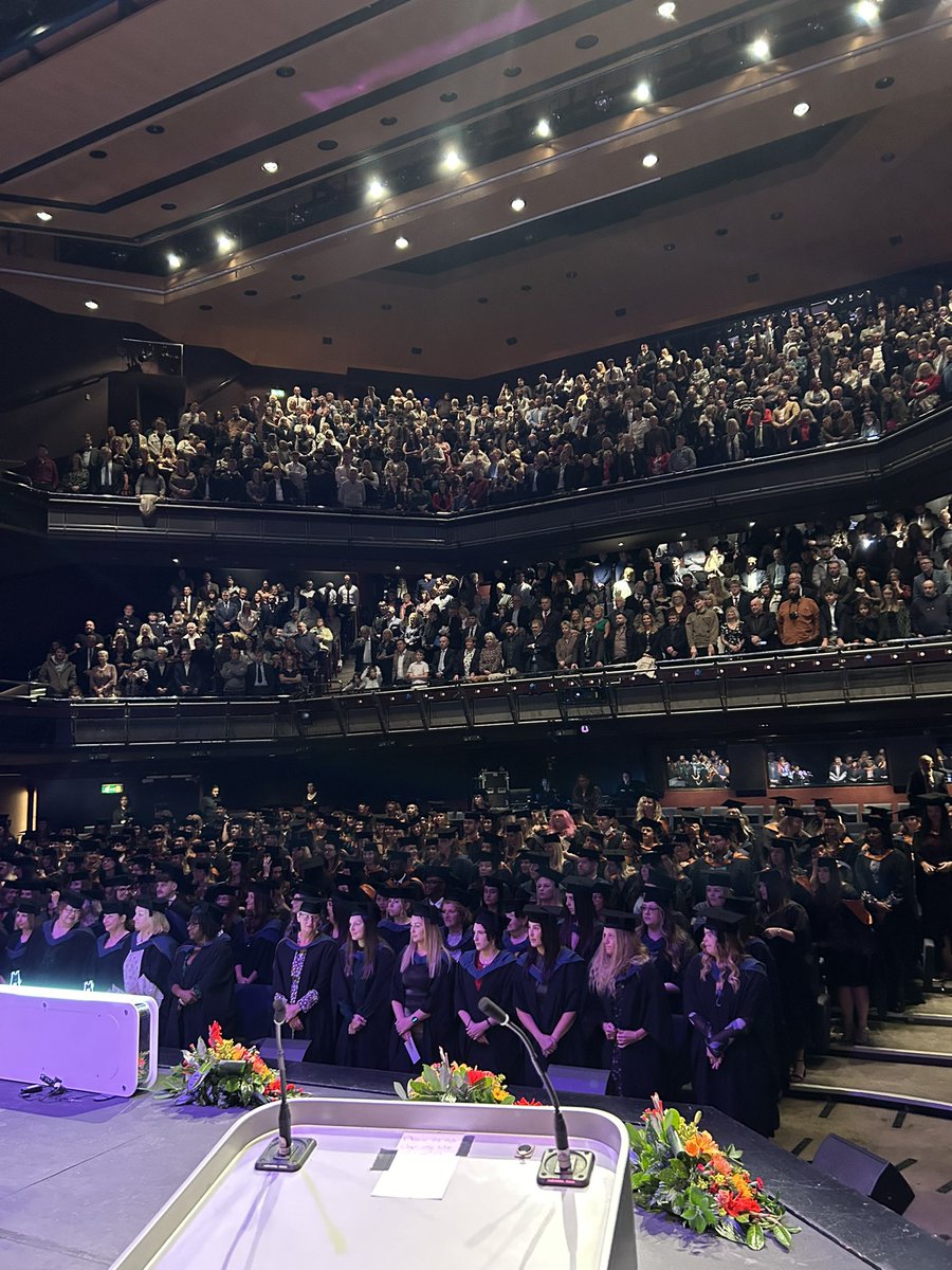 So good to clap clap clap our wonderful graduates today - School of Nursing &amp; Midwifery <a href="/PlymUni/">University of Plymouth</a> @@PUNC14
