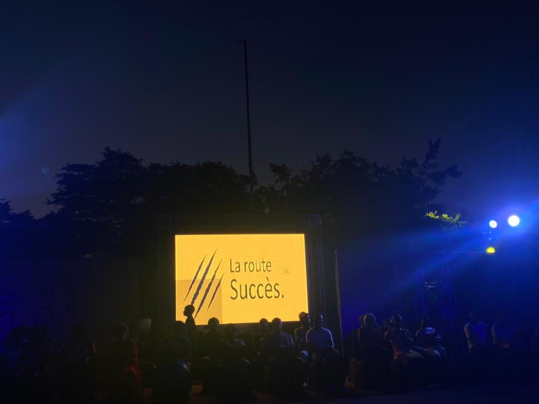 Les Boss et futurs boss là vous êtes où ? La route de votre succès c'est ici à la place de la Besseke avec <a href="/MTNCameroon/">MTN CAMEROON</a>🥳🥳🥳
#FuturBoss #MTNCameroon #RouteDuSuccès #Yello