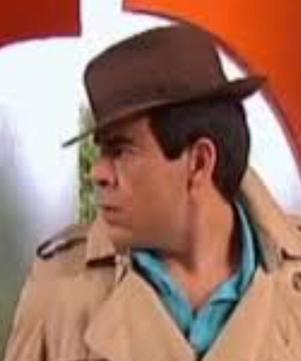 ¿Qué está pasando aquí?
¿Qué está pasando allí?
¿Qué está pasando aquí?
¿Qué está pasando allí?