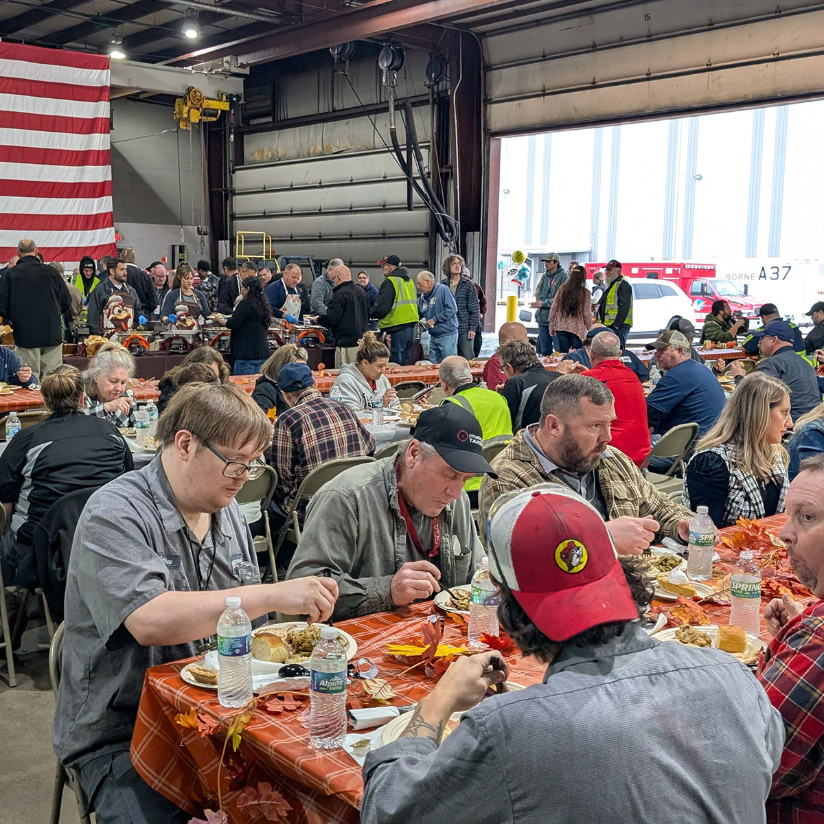 LGSTX's tweet photo. 🍂 We have a lot to be thankful for! With the upcoming Thanksgiving Holiday, we wanted to share in the giving spirit by hosting lunch for all of the ILN ATSG employees. Thank you for joining us! 🍗🥔🥧

#Thanksgiving #EmployeeEngagement #EmployeeAppreciation #atsg https://t.co/Xm75erydYW