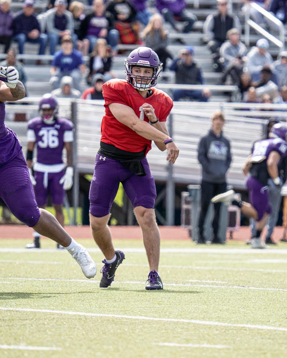 Thankful for my time here at McKendree as well as my coaches and teammates!
D2 Transfer QB 
5’11 190 
3 years of eligibility 
Film on request