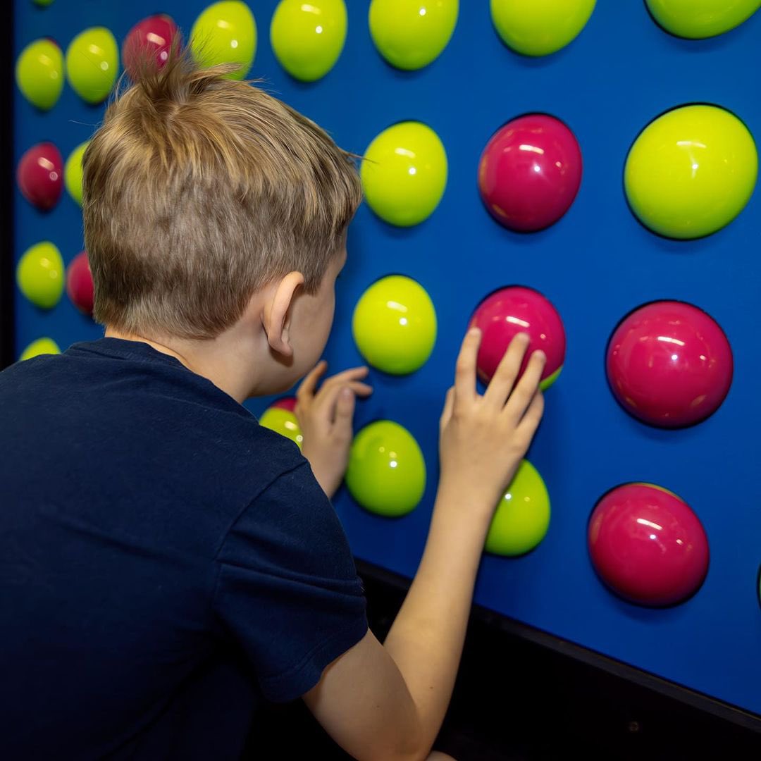 ✨ Spin, create, and play with the Whirly Wall! ✨ 

This hands-on sensory wonder is packed with two-toned 4” balls that twirl and spin, letting you design shapes, words, and artwork—your way! 🔵🟡