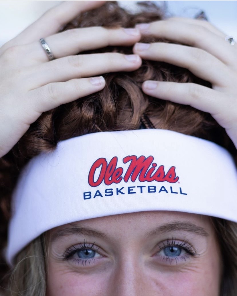 🚨 T-SHIRT REVEAL ALERT! 🚨

Don’t miss the action at The SJB Pavilion tomorrow night at 7 PM for <a href="/OleMissMBB/">Ole Miss Men’s Basketball</a> Semi Pro Night! 

Doors open at 5pm &amp; the first 1,000 students get a  FREE shirt, Jackie Moon headband, AND FREE corn dogs!

Arrive Early. Stay Late. Be Loud!