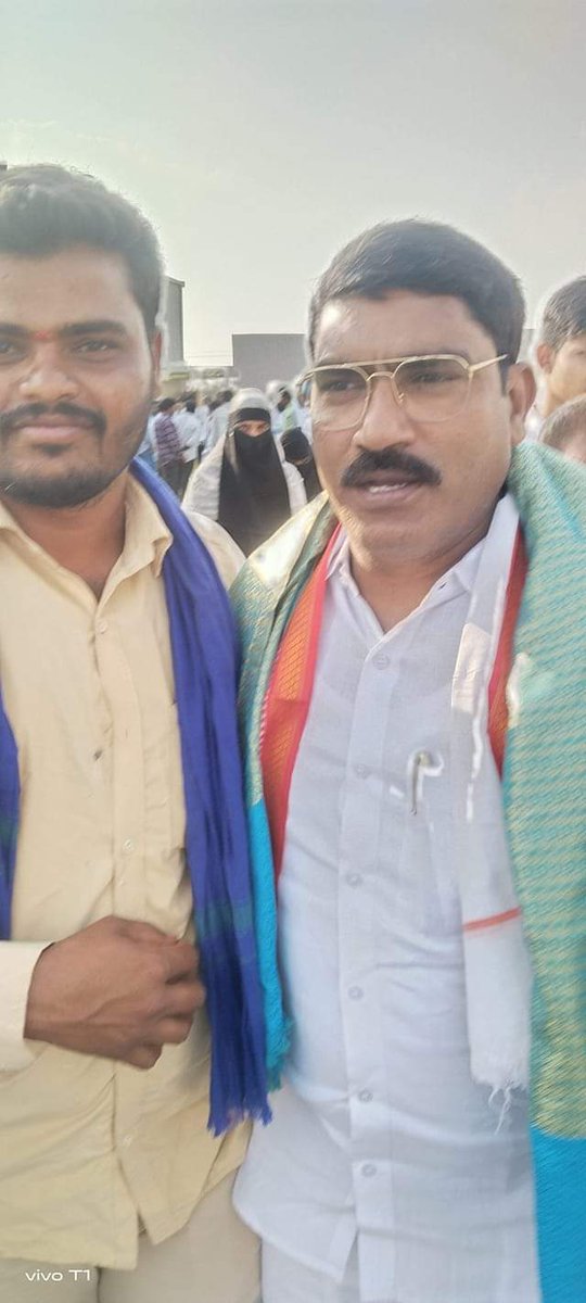 K Shivaprasad kuruma (@kshivaprasadsn) on Twitter photo AICC కార్యదర్శి అలంపూర్ మాజీ mla అన్న <a href="/SampathKumarINC/">Dr.S.A.Sampath Kumar INC</a> గారికి హృదయపూర్వక పుట్టినరోజు శుభాకాంక్షలు ❤️
మి
శివప్రసాద్
కల్వకుర్తి నియోజక వర్గం AICC కార్యదర్శి అలంపూర్ మాజీ mla అన్న <a href="/SampathKumarINC/">Dr.S.A.Sampath Kumar INC</a> గారికి హృదయపూర్వక పుట్టినరోజు శుభాకాంక్షలు ❤️
మి
శివప్రసాద్
కల్వకుర్తి నియోజక వర్గం