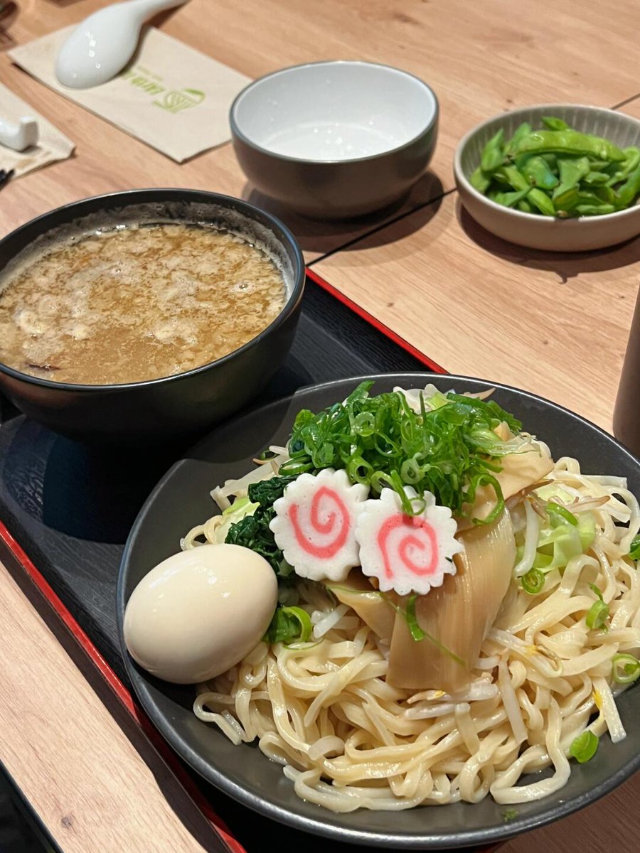 adeleraf's tweet photo. The original flavor is also delicious, the flavor of pork bones is more intense, you can dip the noodles and a bowl of stock and add it to the soup to drink #BerlinRamen #BERLINGourmet #Recommendedrestaurant https://t.co/Ck7myZz9wD