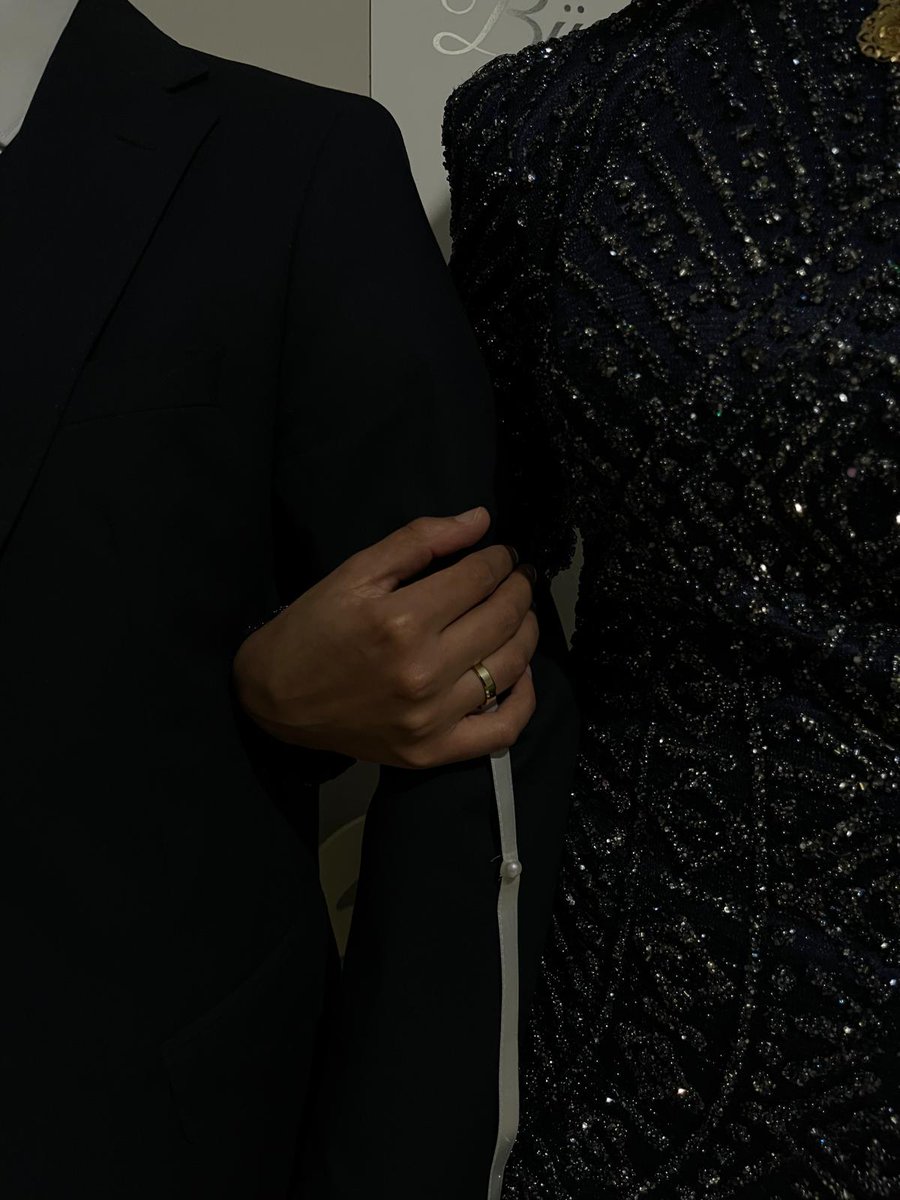 Bazı kalpler evvelden aşinadır birbirine 💙