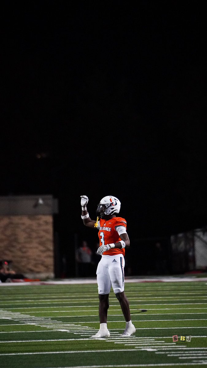 Anthony Okoye (@okoye_anthony4) on Twitter photo hudl.com/v/2Q9TLd
Full Senior Season Tape
1 Big hit
50 Tackles
2 TFLS
5 PBUs
4 Qb pressures
<a href="/CoachBAlbrecht/">Blaine Albrecht</a> <a href="/CoachGriff__/">Jalen Griffin</a> <a href="/Rhashad95/">Coach YΓ©</a> <a href="/FlightSkillz/">Coach Flight</a> hudl.com/v/2Q9TLd
Full Senior Season Tape
1 Big hit
50 Tackles
2 TFLS
5 PBUs
4 Qb pressures
<a href="/CoachBAlbrecht/">Blaine Albrecht</a> <a href="/CoachGriff__/">Jalen Griffin</a> <a href="/Rhashad95/">Coach YΓ©</a> <a href="/FlightSkillz/">Coach Flight</a>