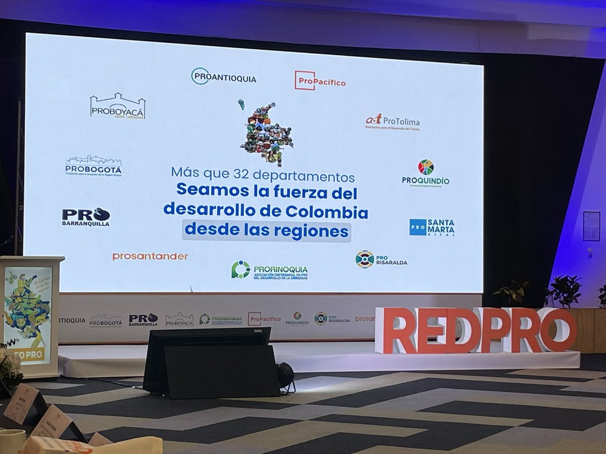 dgomezco's tweet photo. #TeamCPC @ColombiaCompite en #GranEncuentroPro ¡Seamos fuerza de desarrollo desde las regiones! https://t.co/lIfZncgfph