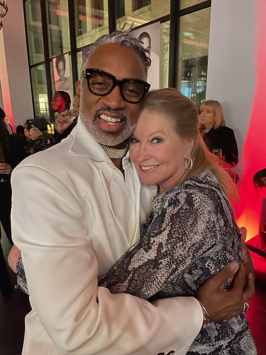 Lisa Niemi Swayze (@lisaniemiswayze) on Twitter photo At the <a href="/Complexionsnyc/">Complexions Ballet</a>, pictured here with Desmond Richardson. Performing until Dec 1st @thejoycetheater. Spreading a Love Revolution. #Dance #DANCER #dancers #NYC #ballet At the <a href="/Complexionsnyc/">Complexions Ballet</a>, pictured here with Desmond Richardson. Performing until Dec 1st @thejoycetheater. Spreading a Love Revolution. #Dance #DANCER #dancers #NYC #ballet
