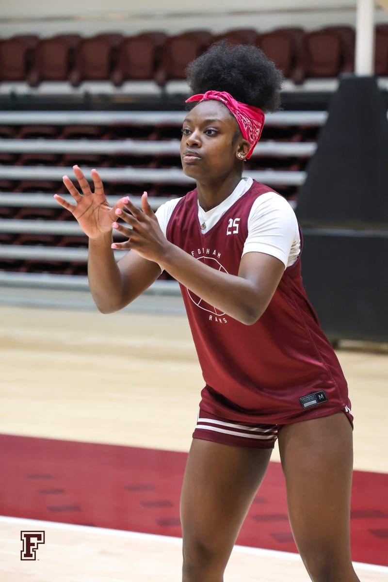 FordhamWBB's tweet image. preparing for battle 

#Ramily | #Fordham | #BattleoftheBronx | #BronxBuilt