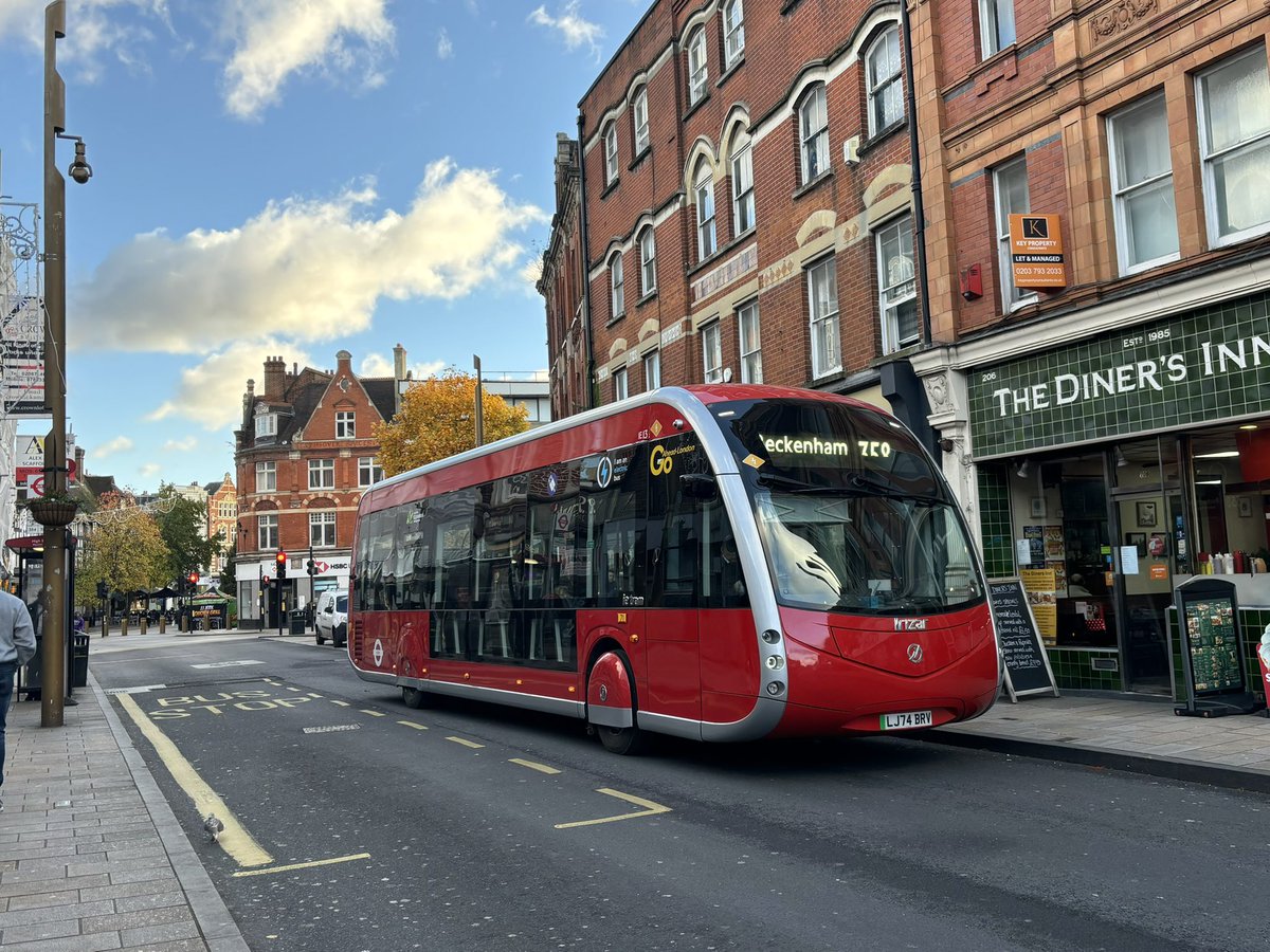 LTransport65's tweet photo. A new type of electric bus was introduced in London today, the Irizar ie Tram. After many delays, the first of the batch have begun operating on the 358 between Crystal Palace and Orpington, making use of the pantograph charging at both ends of the route https://t.co/heyBP31Gr5