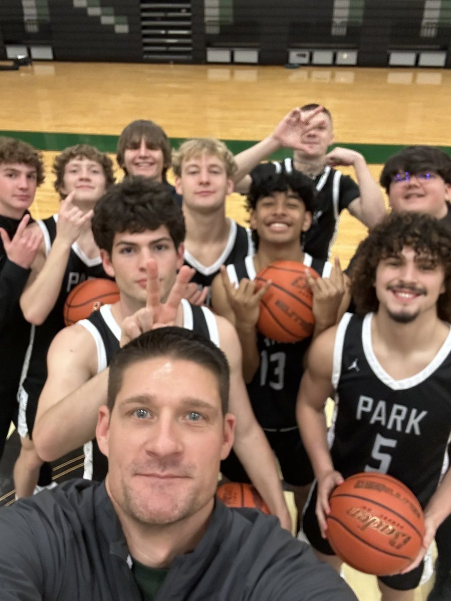 Picture Day; love this group of seniors‼️