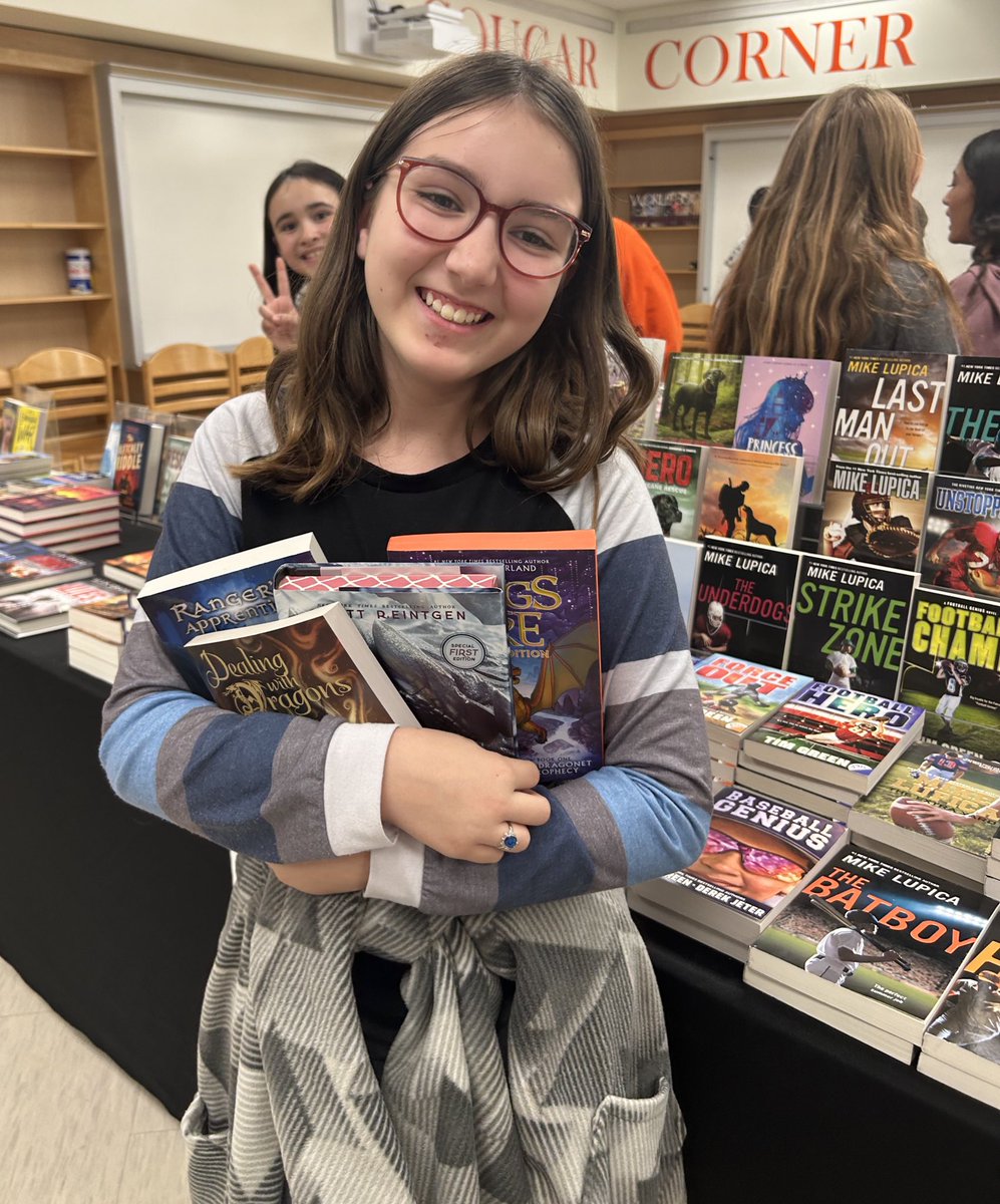 Raptors shopping for books at the Book Fair in the PAMS library!  Come see the selections tomorrow from 5-8pm! 📕 #thisispalmyra <a href="/MrWPopejoy/">Palmyra Area MS</a>