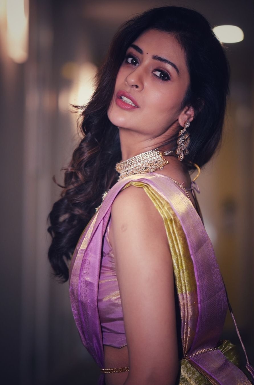 Gc2SDDQWIAAV_9i?format=jpg&name=large