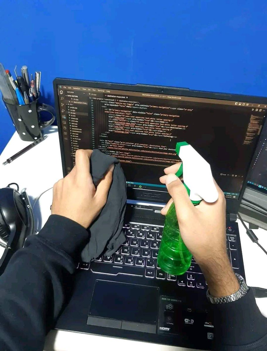 LexiTechie's tweet photo. Clean code:
🤣🤣 https://t.co/1ff1E4Udfe
